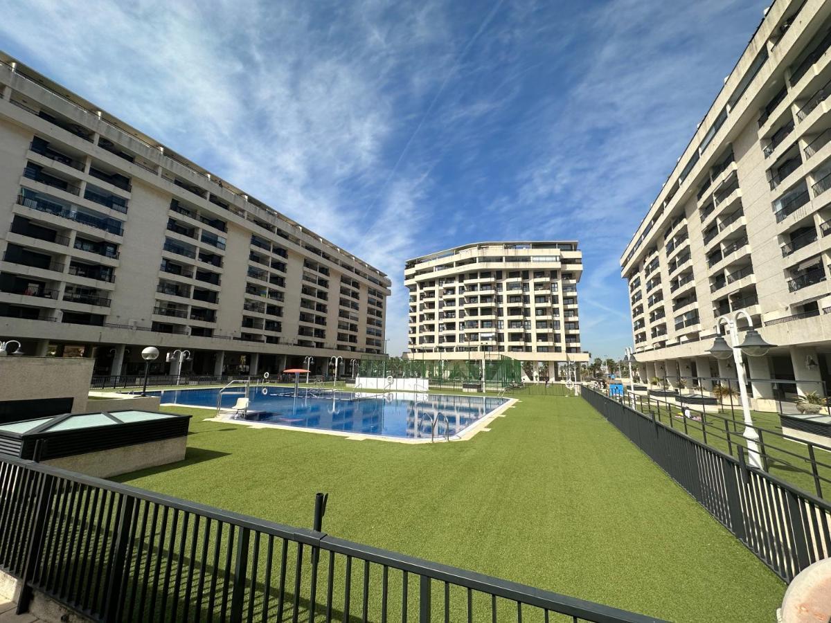 شقة Sunny Patacona Seaview فالنسيا المظهر الخارجي الصورة