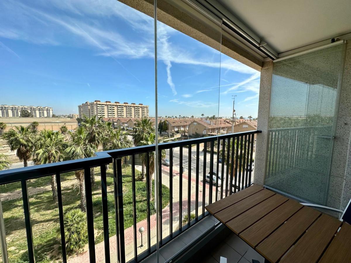 شقة Sunny Patacona Seaview فالنسيا المظهر الخارجي الصورة